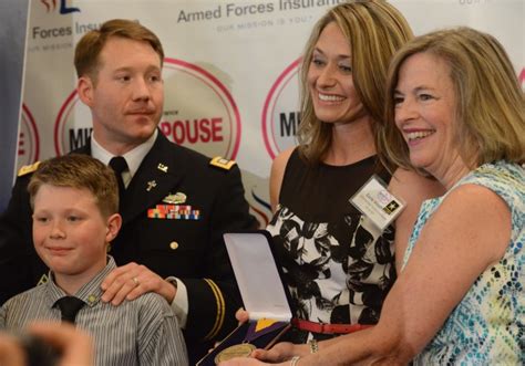 Soldiers Wife Named Military Spouse Of Year Article The United