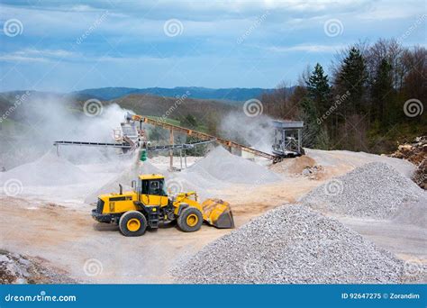 Quarry Aggregate With Heavy Duty Machinery Stock Image Image Of