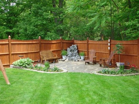 20 Strategies To Spruce Up Your Backyard