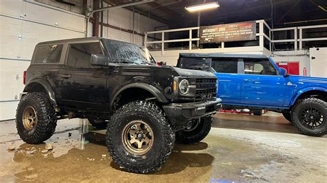 2022 Ford Bronco Two Door Spotted With 40 Inch Tires And 7 Inch Lift