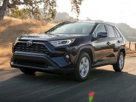 2019 Toyota Rav4 Hybrid Prices Reviews And Vehicle Overview Carsdirect