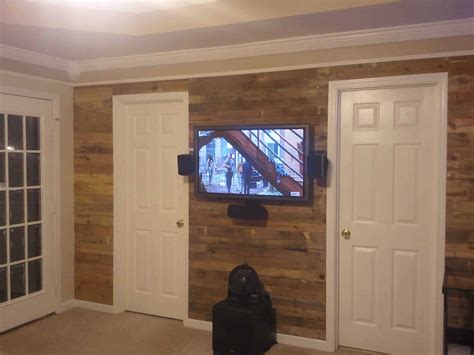 See more ideas about pallet garden, pallets garden, garden projects. Living Room Accent Pallet Wall • 1001 Pallets