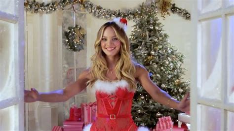 Your Daily Eye Queue Deck The Halls With The Victorias Secret Angels