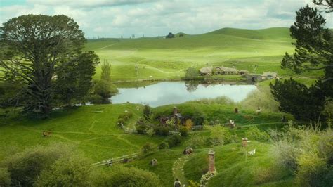 The Shire Wallpapers Top Free The Shire Backgrounds Wallpaperaccess