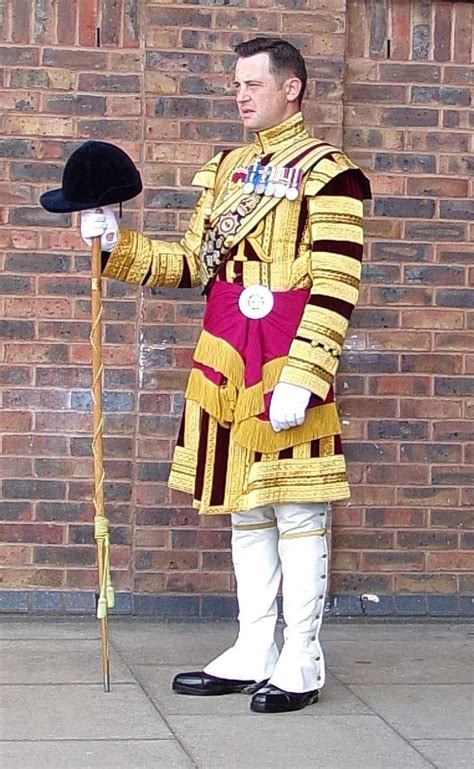 Pin By Kevin L On British Grenadiers British Uniforms British Gentleman Her Majesty The Queen