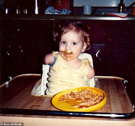 woman born with no limbs can do everything from cooking to driving daily mail online