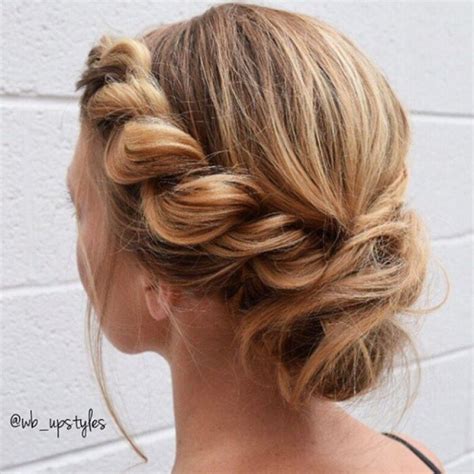Check Out Our 24 Easy To Do Updos Perfect For Any Occasion Trending