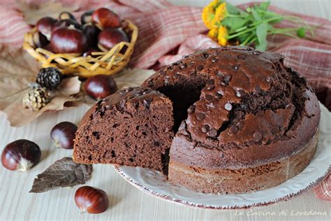 Profumate la vostra deliziosa torta di castagne e cioccolato con della scorza d'arancia oppure con della cannella in polvere! Torta castagne e cioccolato - Alta, soffice e profumatissima
