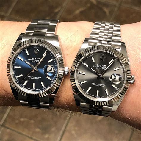 Nouvelle génération et nouveau calibre. Superb Wrist Watches auf Instagram: „Beautiful pair of ...