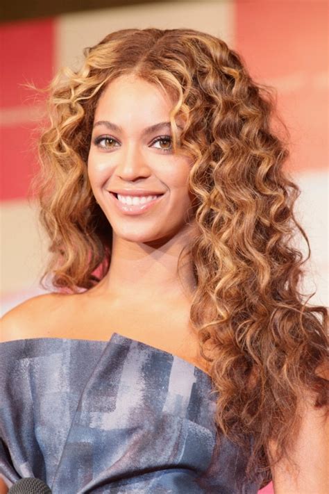 View Long Hair Styles With Curly