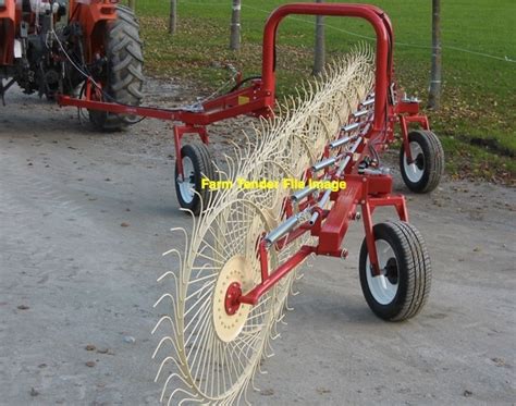 15 Wheel Rakemaster Inline Hay Rake Farm Tender