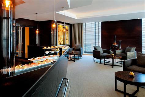 Jw Marriott Marquis Hotel Dubai Executive Club Lounge Best Executive