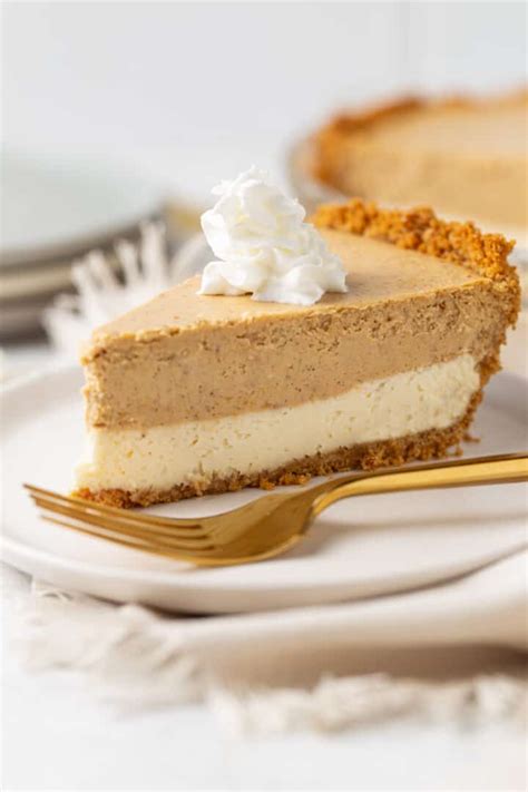 easy pumpkin cheesecake pie {2 desserts in 1 } garnish with lemon