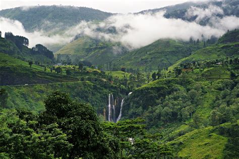 Lush Green Hills Of Sri Lanka Most Beautiful