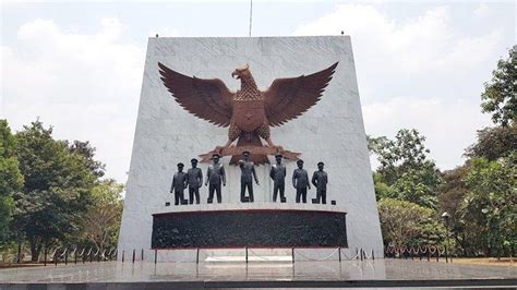 Check spelling or type a new query. Ini Sosok 10 Pahlawan Revolusi yang Gugur di Peristiwa G30S/PKI - Halaman 2 - Tribun Timur