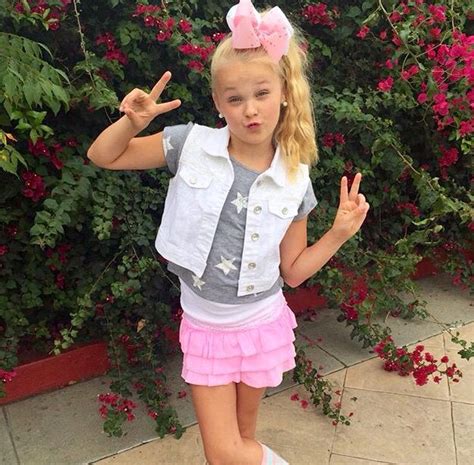 99 Best Jojo Siwa Images On Pinterest Jojo Bows Jojo Siwa Bows And