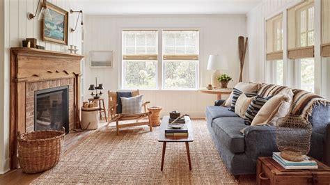 Long Living Room Ideas Tips To Make A Narrow Space Seem Wider