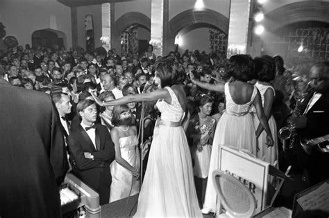For One Night In 1965 The Supremes Brought The Two Detroits Together
