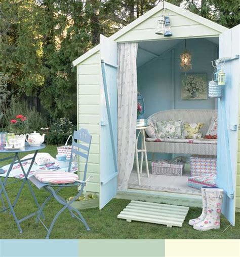 Who Wouldnt Love To Get Cozy In This Shabby Chic Shed Casa Wendy