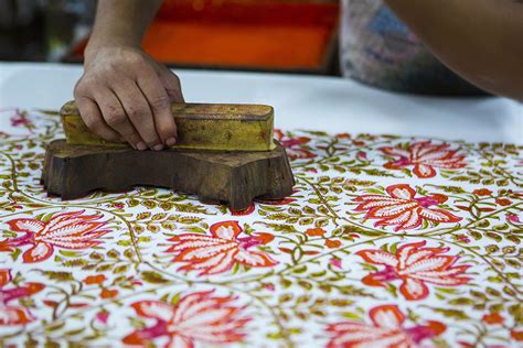 Block Printing And Blue Pottery Demonstration And Tour Jaipur