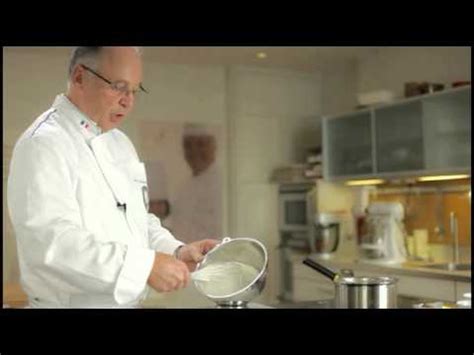 Comment monter des blancs en neige Larousse Cuisine -