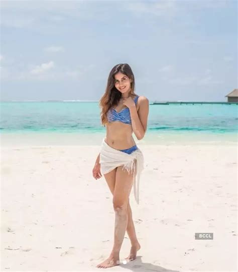 25 hot photos of sakshi malik in bikini flaunting her fine sexy body see now
