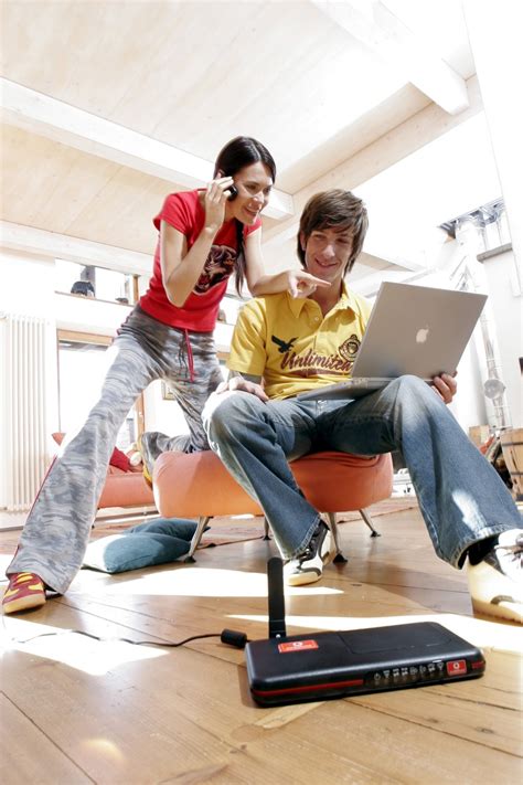 Klicken sie hier um mehr informationen zu dieser webseite zu erhalten. Vodafone Zuhause Talk&Web-Box: Festnetzersatz und ...