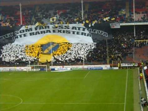 Bilder och videoklipp på hammarby tifo. Hammarby - AIK 2009 års derby. Tifo - YouTube