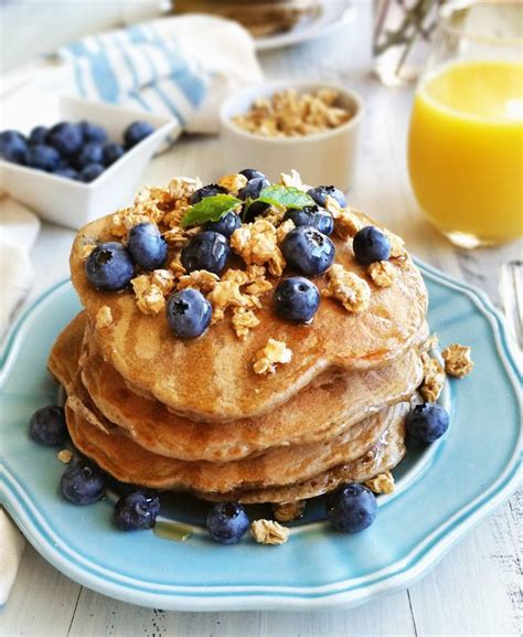 I Could Eat These Blueberry Granola Pancakes For Breakfast Everyday Um