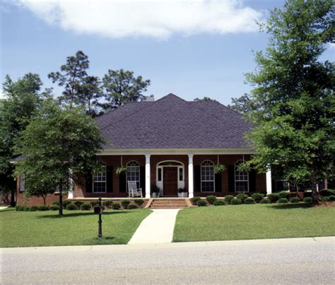 Looking for a traditional ranch house plan? Francisco Southern Ranch Home Plan 024D-0393 | House Plans ...