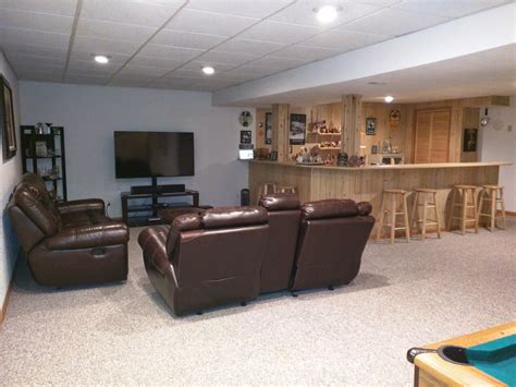 Here are some tips to keep in mind for your home theater setup. Basement rec room projector screen ideas/concerns ...