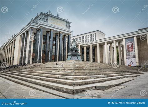 russian state library on mokhovaya street in moscow russia editorial image image of facade