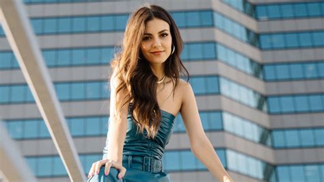 Victoria Justice Wallpapers 4k Hd Victoria Justice Backgrounds On