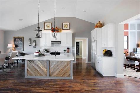 The main bedroom has a fully updated bathroom and a large closet. 17 Best images about Santa Barbara Series | Schumacher ...