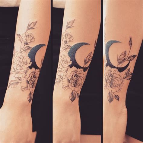 Black Crescent Moon What A Cool Idea Sleeve Tattoos Tattoos Moon