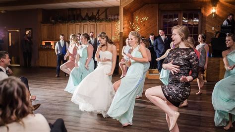 How To Dance At A Wedding Events By Bridal Solutions
