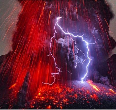 Pin By 🌸tonya💜 On Photography Volcano Lightning Natural Phenomena