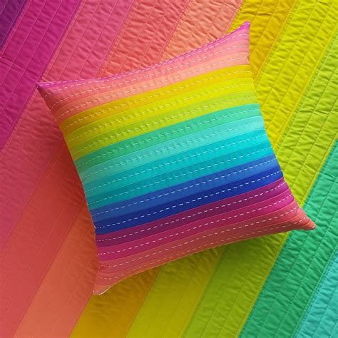 Rainbow Quilts And Pillow Rainbow Quilt Stash Fabrics Quilts