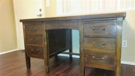 Central Desk Made In Chicago My Antique Furniture Collection