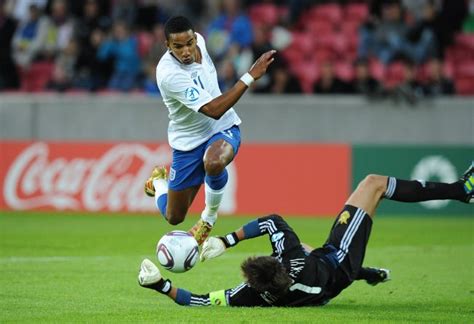 Preview and stats followed by live commentary, video highlights and match report. Soccer - UEFA European Under 21 Championship 2011 - Ukraine v England - Herning Stadium | Who ...