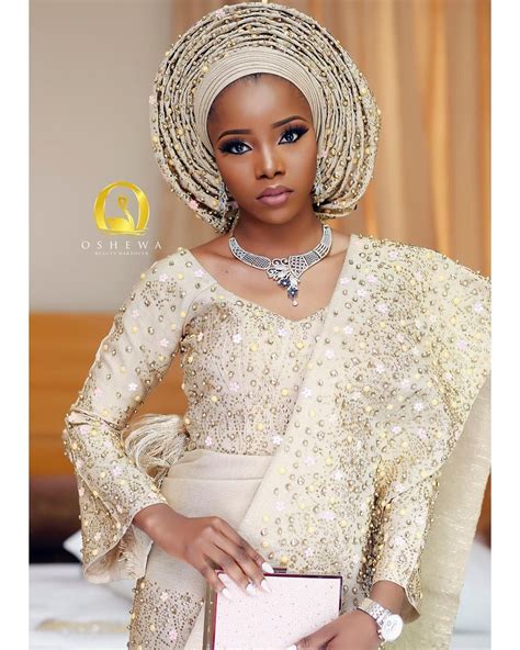 Say Whathere Are Some Fabulous Aso Oke Looks For The Bride Who Wants T Traditional Wedding