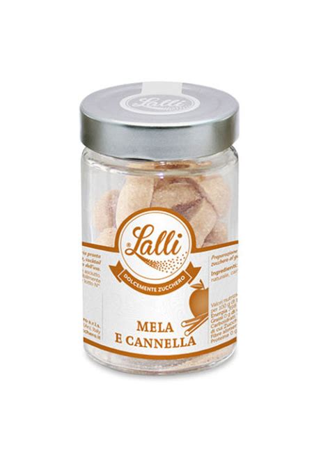 Idee bomboniere per eventi speciali, zollette di zucchero decorate a mano con pasta di zucchero. Zollette di Zucchero alla Mela e Cannella | Lalli Zucchero