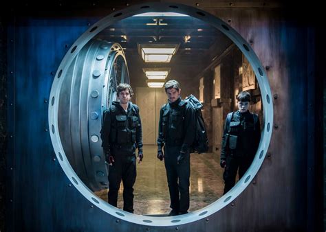 'Vault' filled with suspense, thrilling escapes