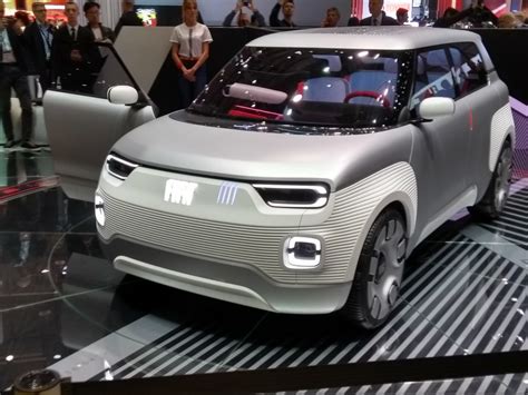 Fiat Panda Elettrica Design Batteria E Uscita Dellauto