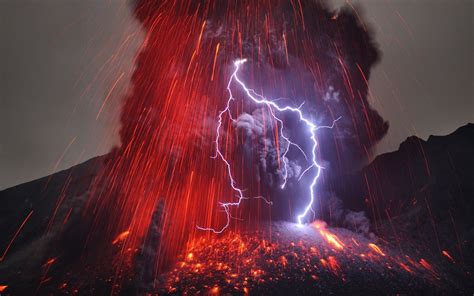 Download 1440x900 Volcano Lightning Wallpapers For Macbook Pro 15 Inchmacbook Air 13 Inch