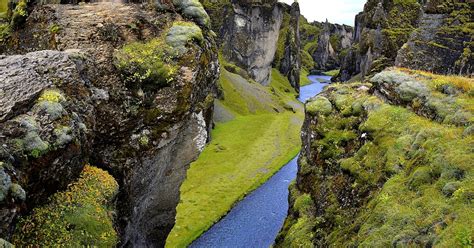 The Picturesque Fjaðrárgljúfur Canyon In South Iceland Guide To Iceland