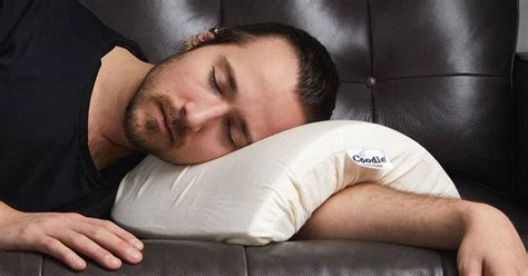 crean almohada para dormir de cucharita y que no se te duerma el brazo bésame 89 9 fm