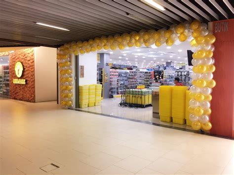 Diy has grown to become one of malaysia's largest retailers and now they have brought their unwavering commitment of bringing value to the online community and consumers. Mr. D.I.Y. - Star Avenue, Shah Alam - Malaysia's Lifestyle ...