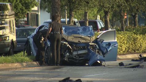 Rollover Crash On Nw 2nd Avenue Leaves 1 Injured Nb Road Closed In Miami Gardens Wsvn 7news