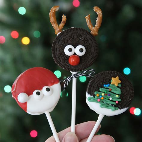 Easy Adorable Christmas Oreo Pops To Make With Your Kids Its